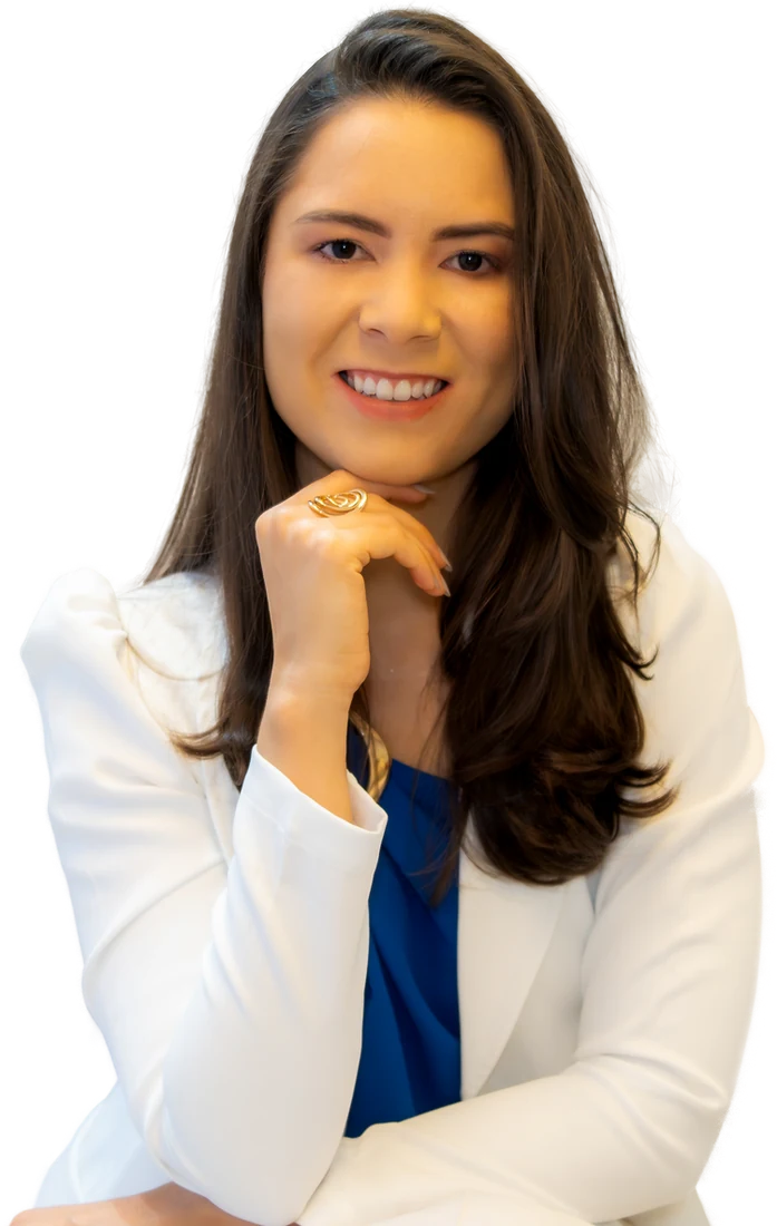 Dra. Rebeca Miranda sorrindo